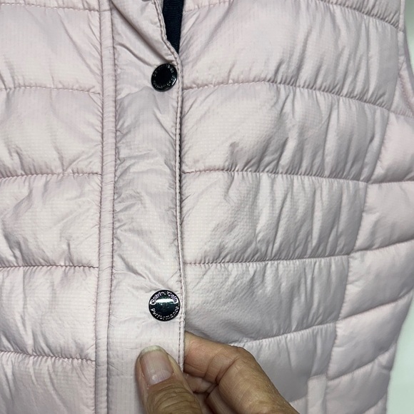 Calvin Klein Performance Light Pink Quilted Vest - Picture 3 of 12